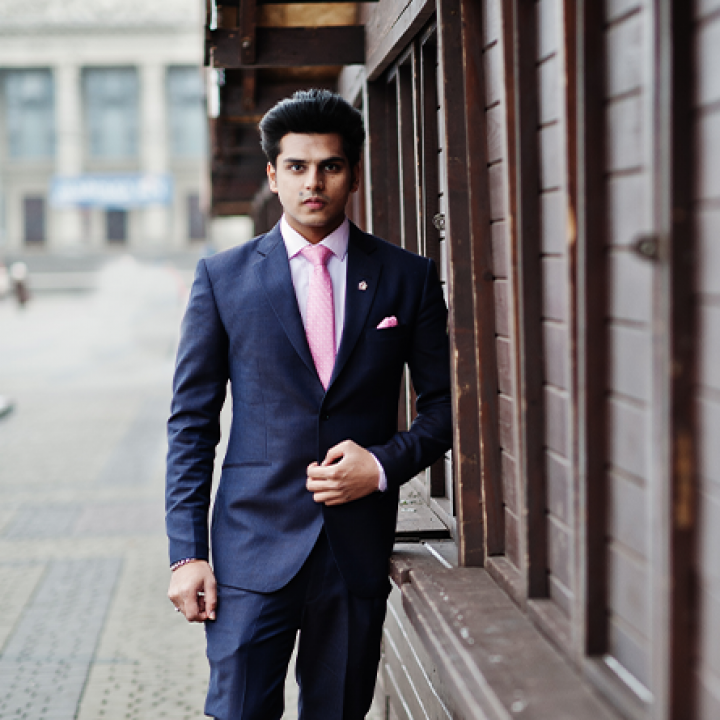 Let Subtle Lines Redefine Men’s Elegance