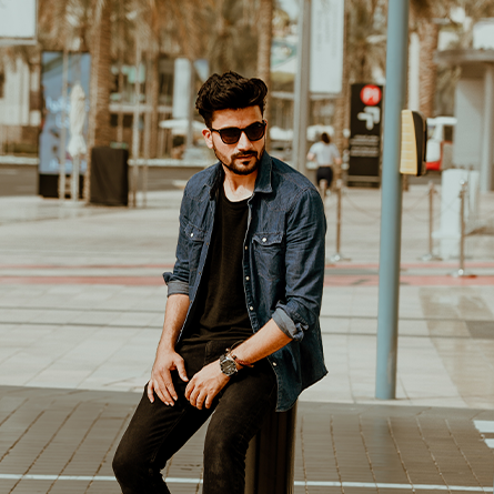 Where Simplicity Shapes Identity